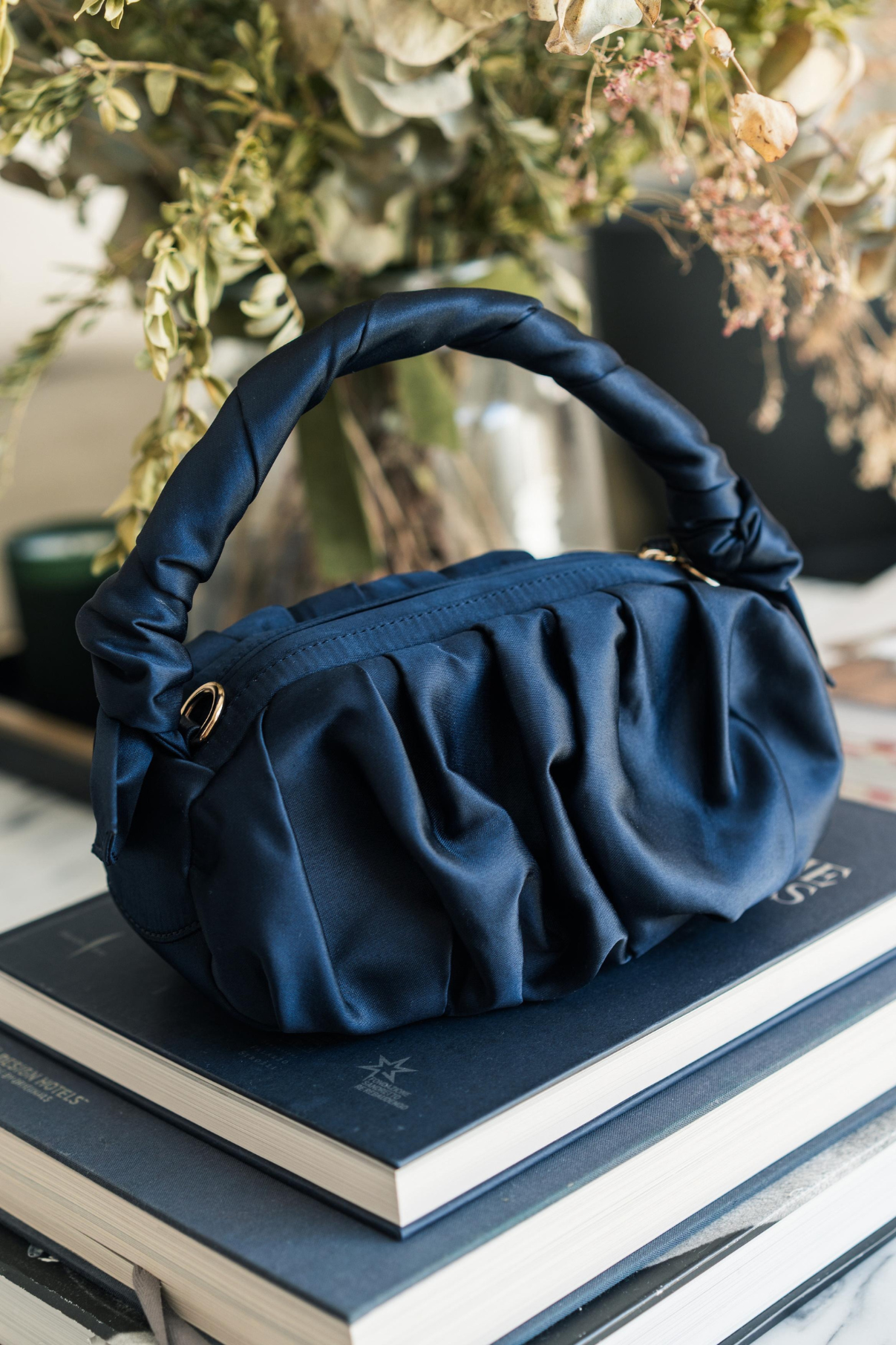 MOI&SASS SATIN NAVY BAG