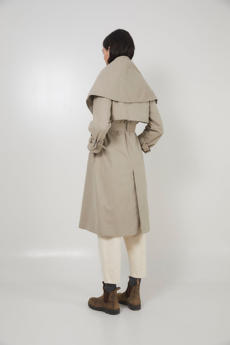 CAPE RAIN TAUPE TRENCH COAT