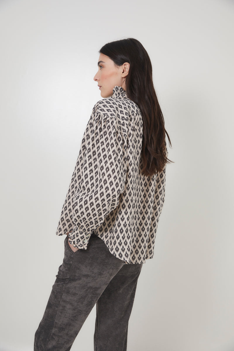 MARIBEL GOBI GREY BLOUSE