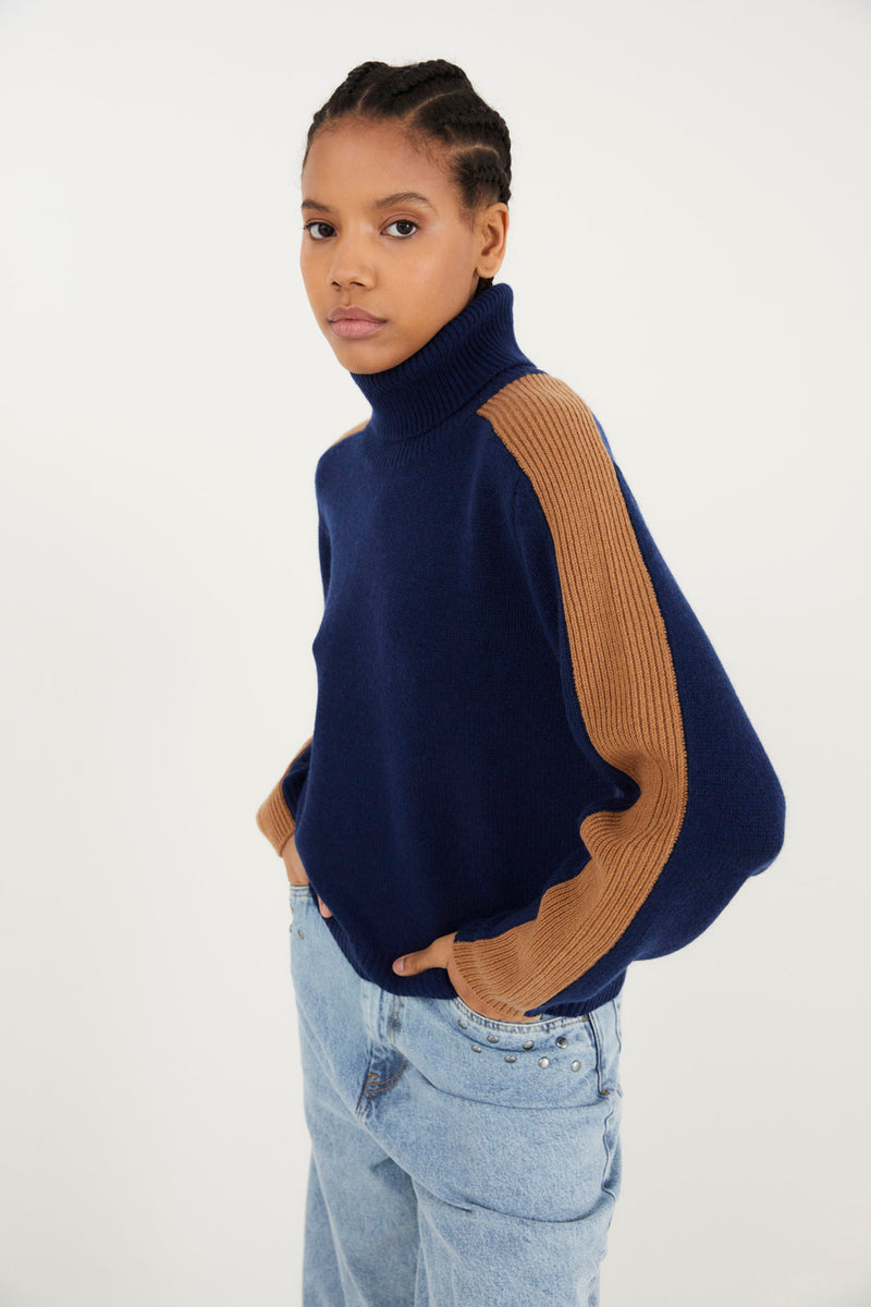 LINE KNITTED NAVY JUMPER