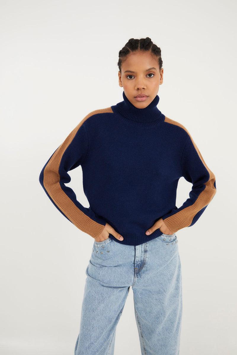 LINE KNITTED NAVY JUMPER