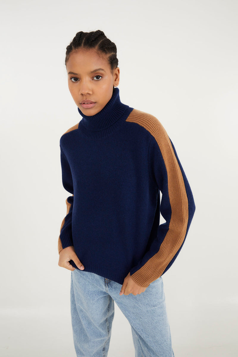 LINE KNITTED NAVY JUMPER