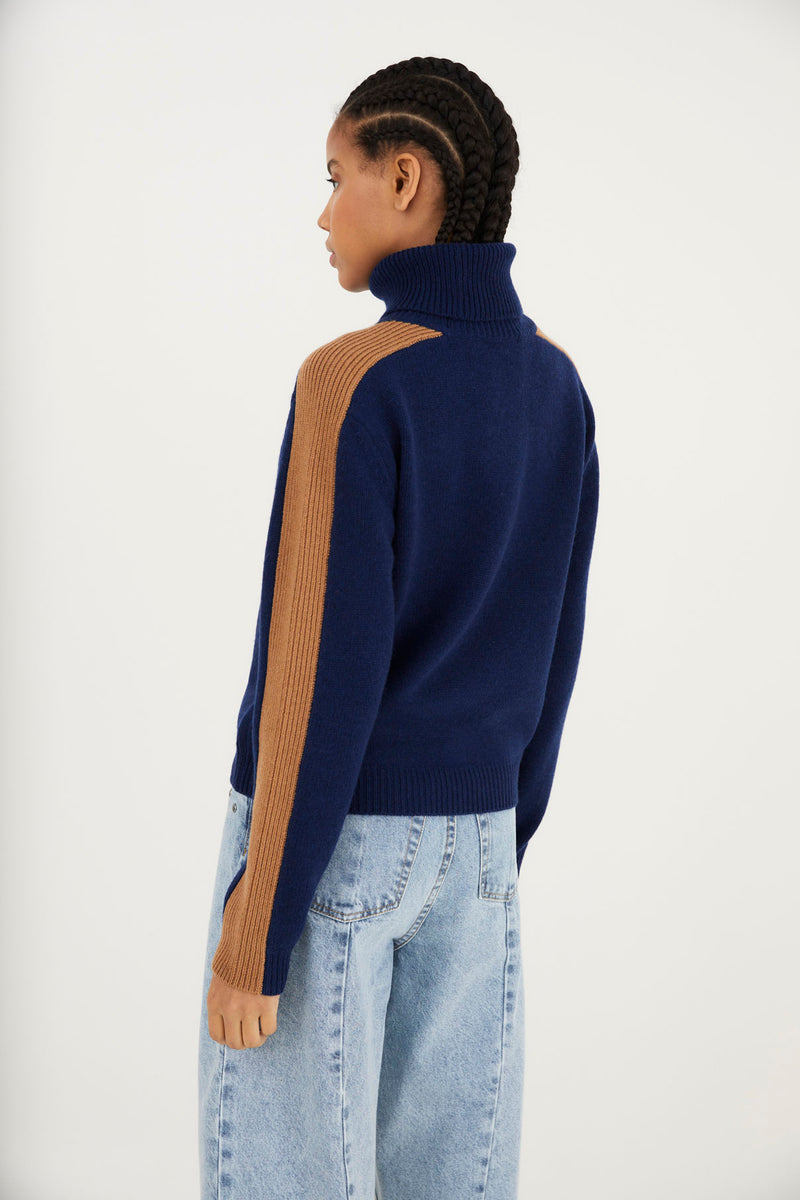 LINE KNITTED NAVY JUMPER