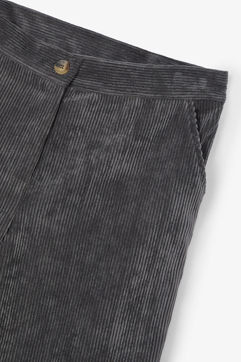 PANTALON TROMPETTE EN VELOURS CÔTELÉ GRIS